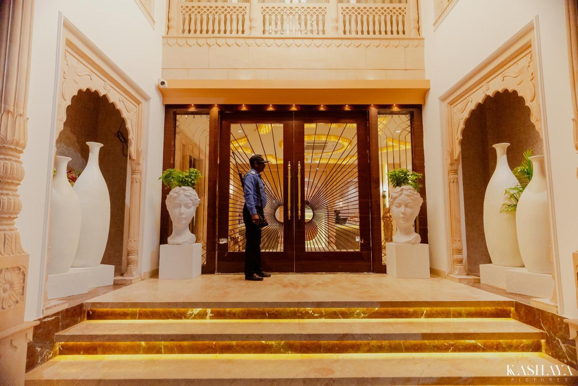 Hotel Ratan Mahal Datia المظهر الخارجي الصورة